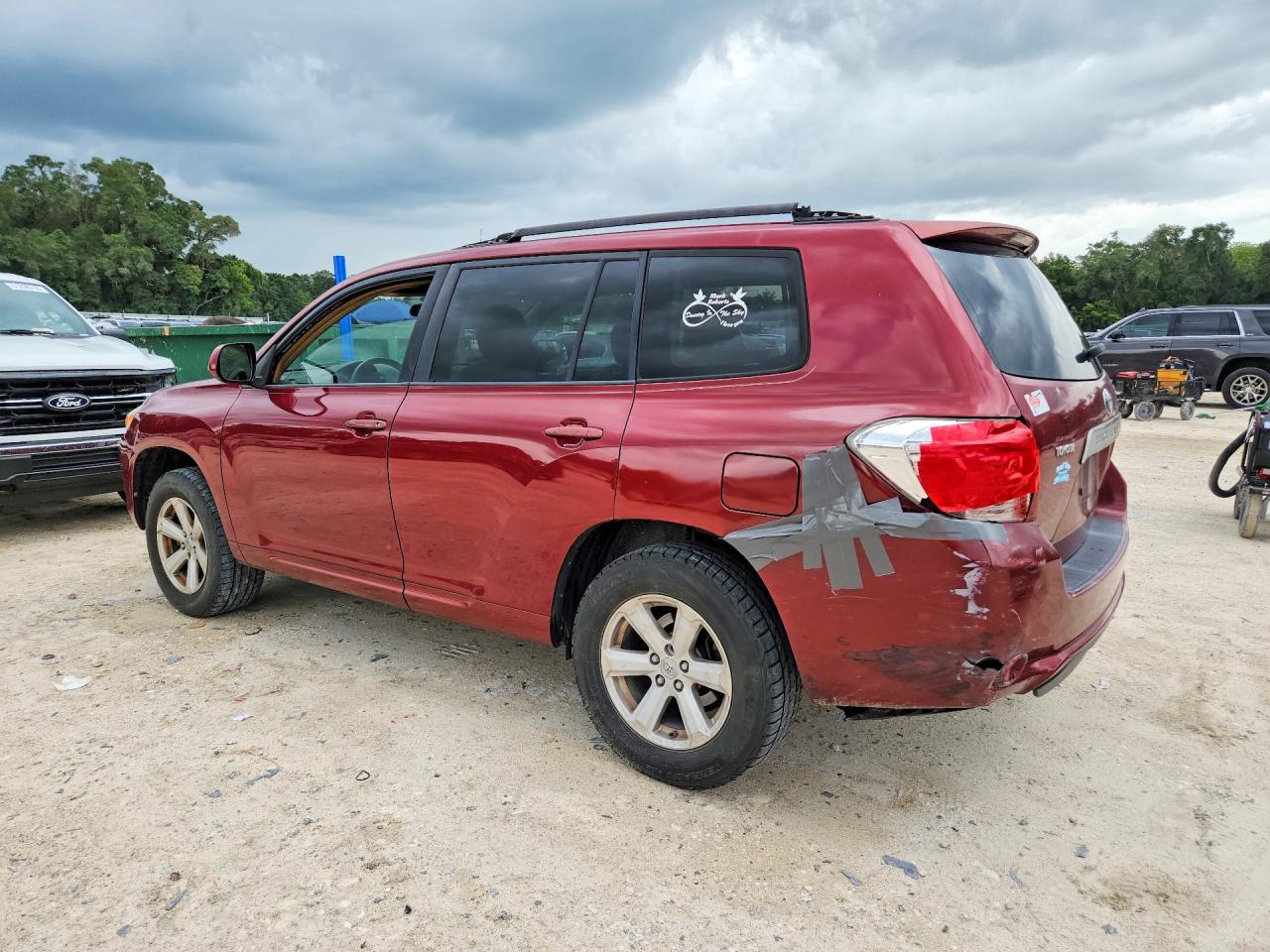 2008 Toyota Highlander Base Burgundy vin: JTEDS41A082009657