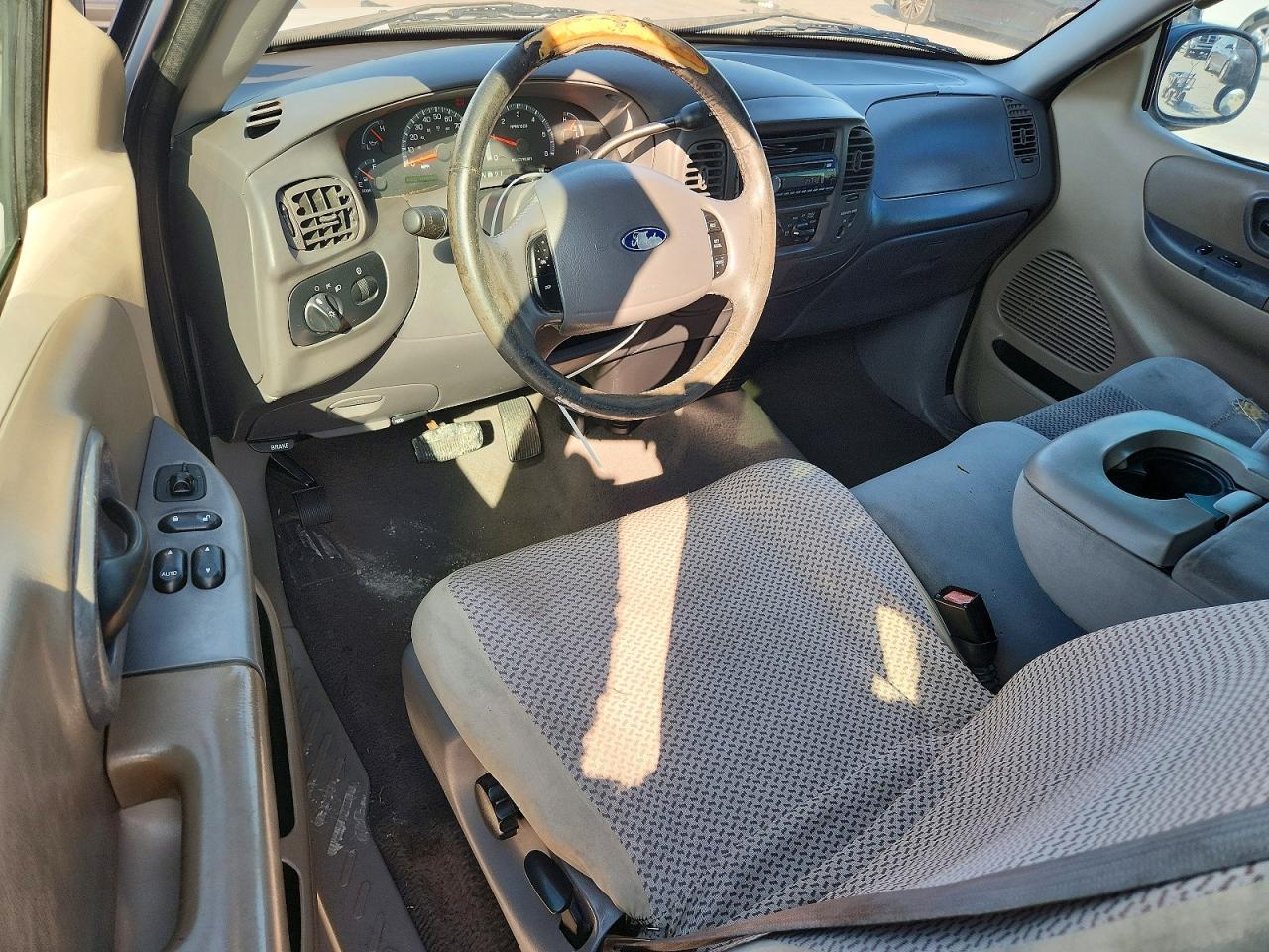 2003 Ford F150 White vin: 1FTRX17W13NB84729