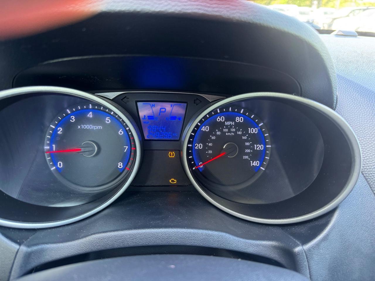 2012 Hyundai Tucson Gls Silver vin: KM8JUCAC4CU395912