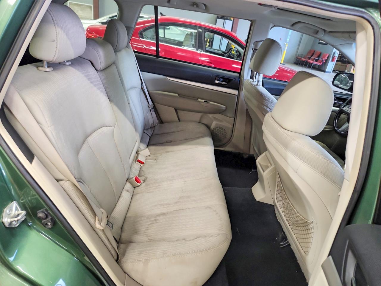 2010 Subaru Outback 2.5i Premium Green vin: 4S4BRBGC2A3377760
