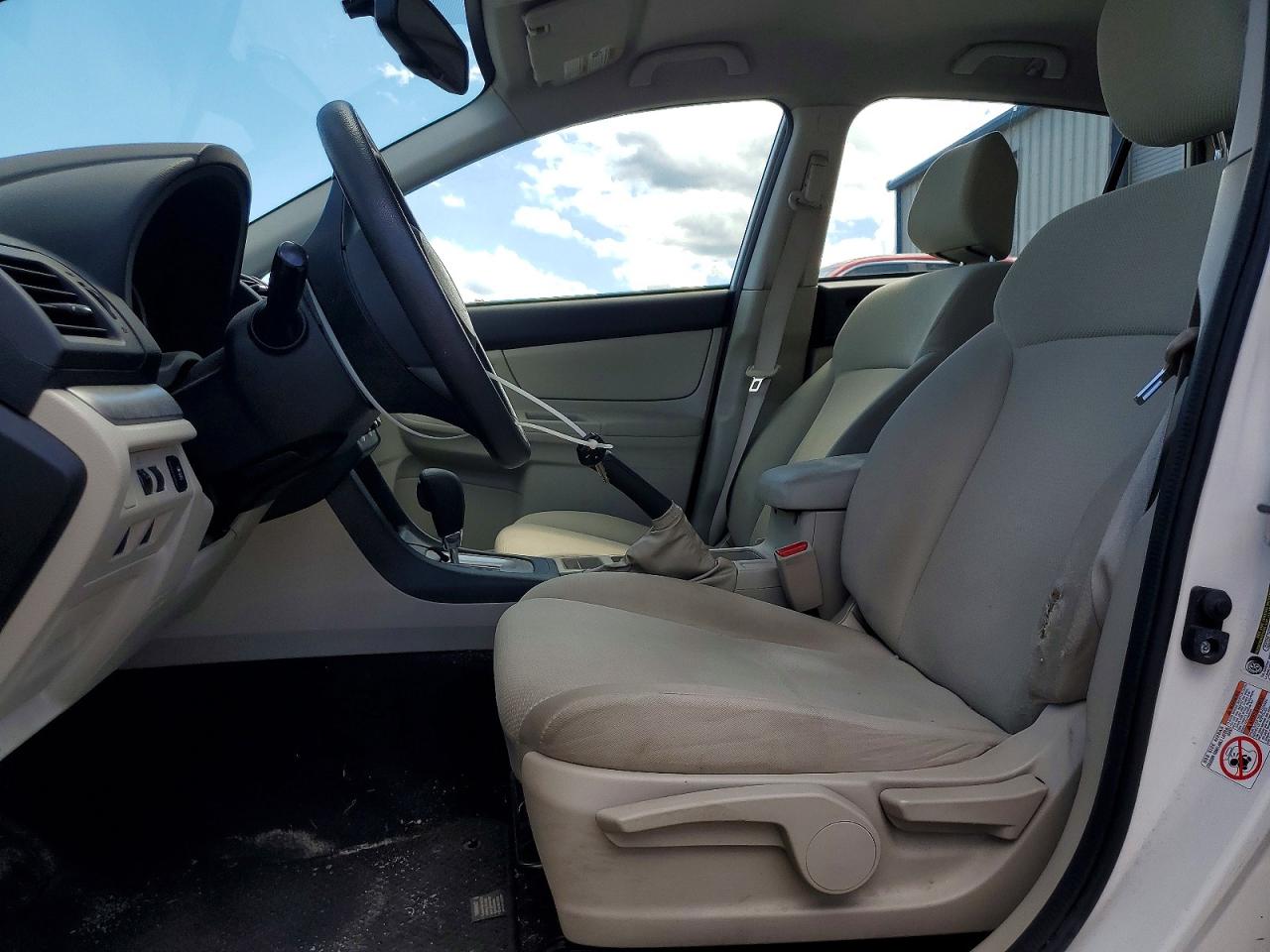 2013 Subaru Impreza White vin: JF1GPAA67DH814677