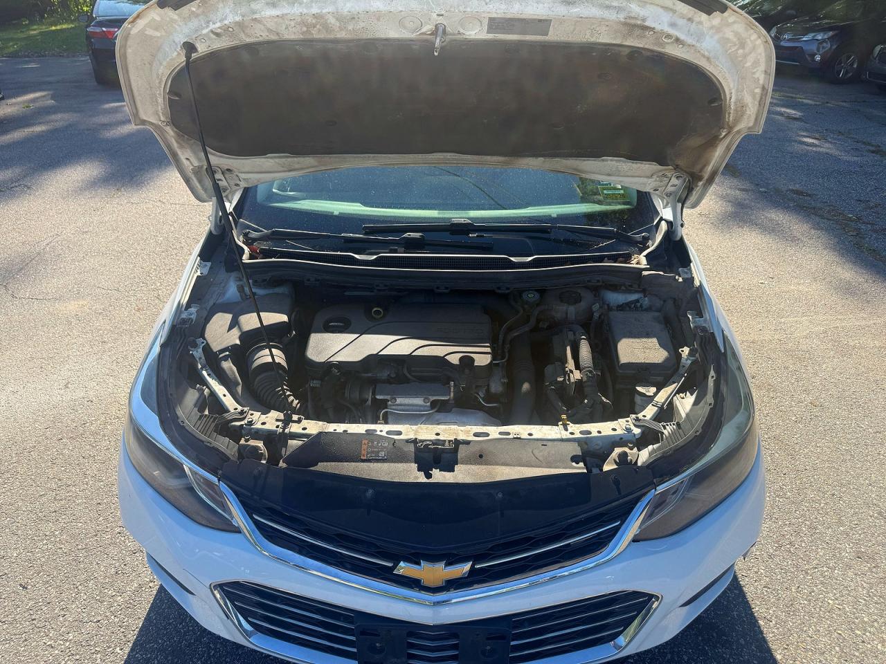 2018 Chevrolet Cruze Lt White vin: 1G1BE5SM8J7234167