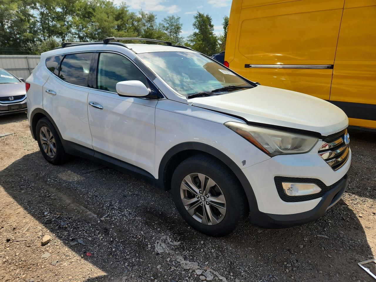 2014 Hyundai Santa Fe Sport White vin: 5XYZUDLB0EG164219