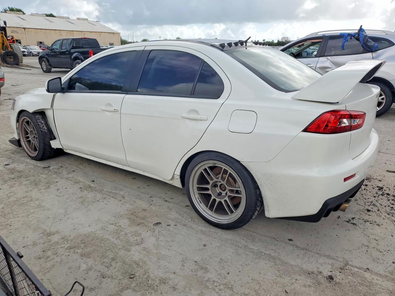 2014 Mitsubishi Lancer Evolution Gsr White vin: JA32W8FVXEU021204
