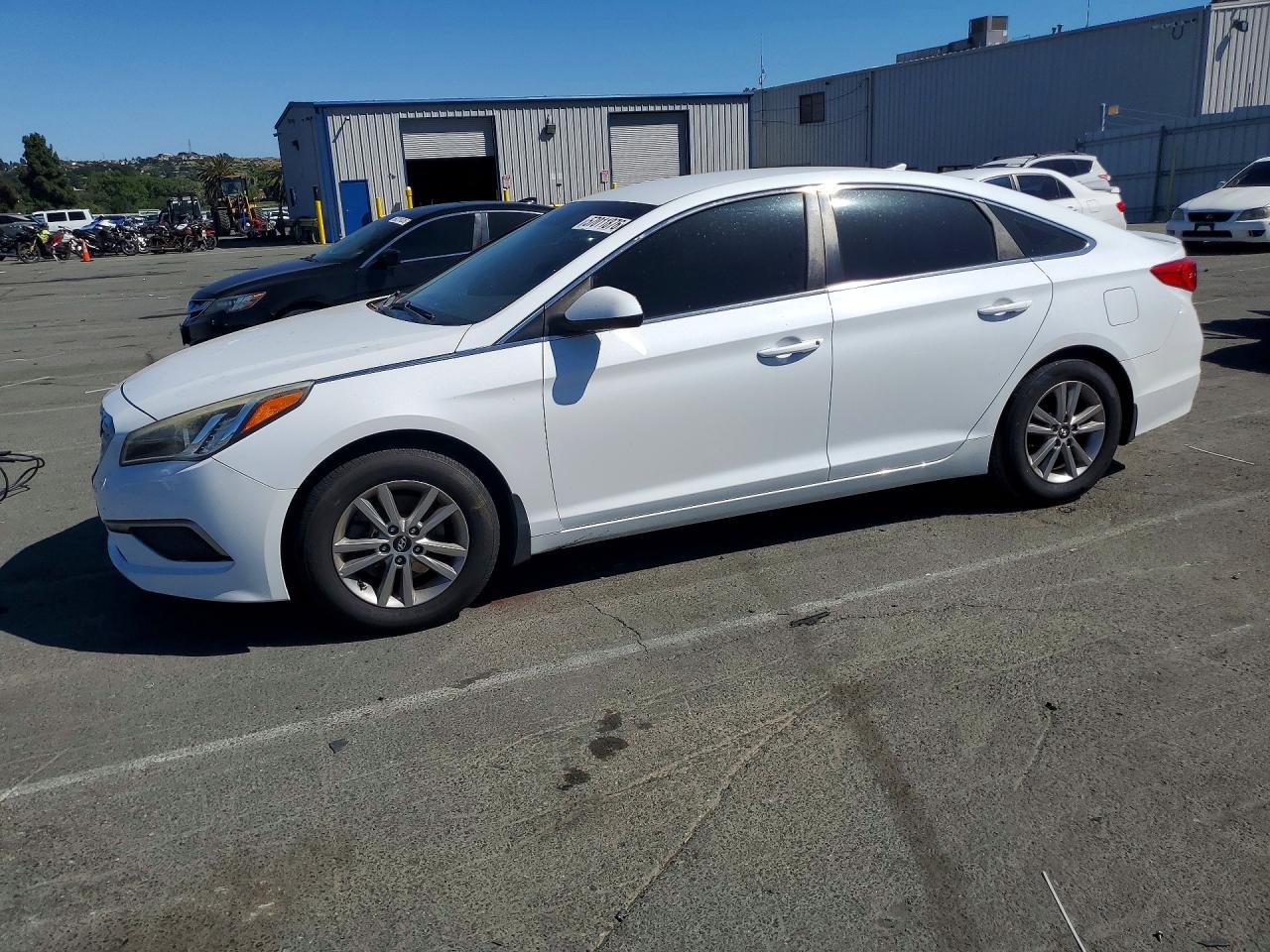 2017 Hyundai Sonata Se Белый vin: 5NPE24AF3HH470242