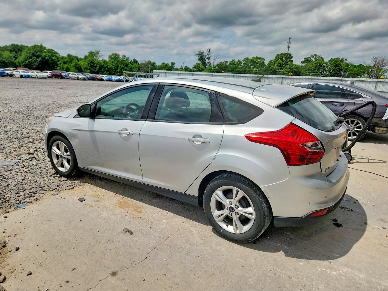 2013 Ford Focus Se Silver vin: 1FADP3K27DL264002
