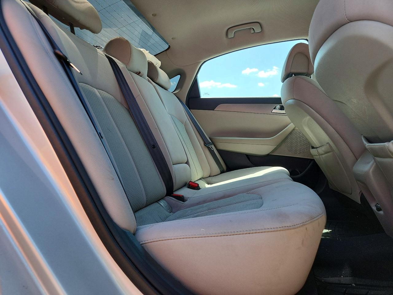 2015 Hyundai Sonata Se Silver vin: 5NPE24AFXFH068022