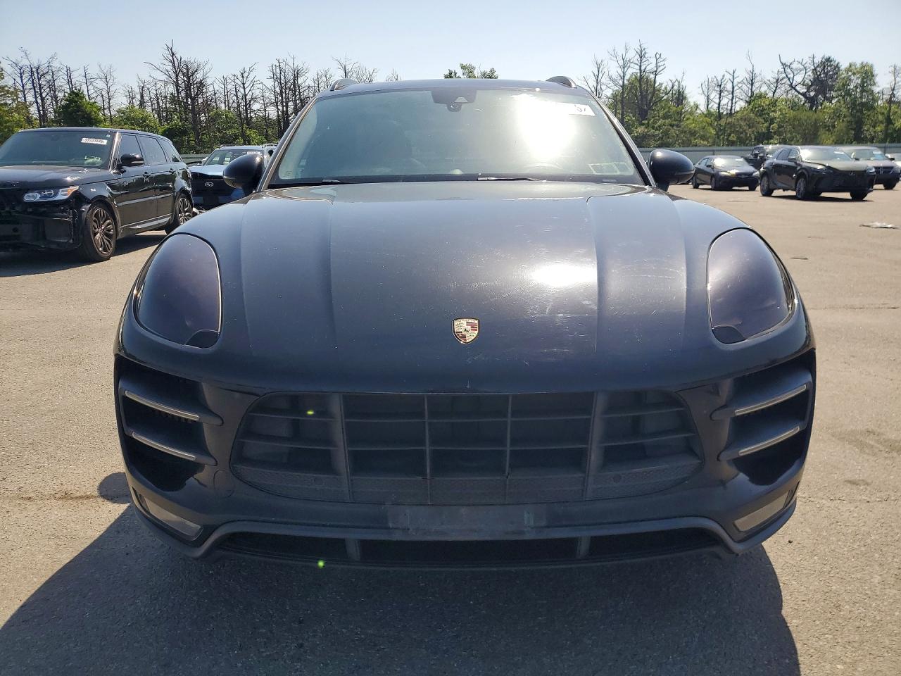 2015 Porsche Macan Turbo Black vin: WP1AF2A54FLB47825