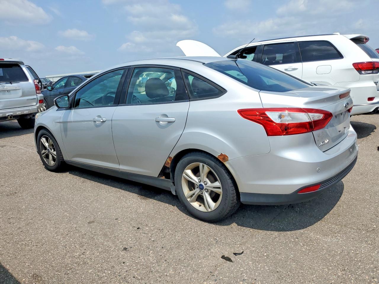 2014 Ford Focus Se Silver vin: 1FADP3F29EL441628