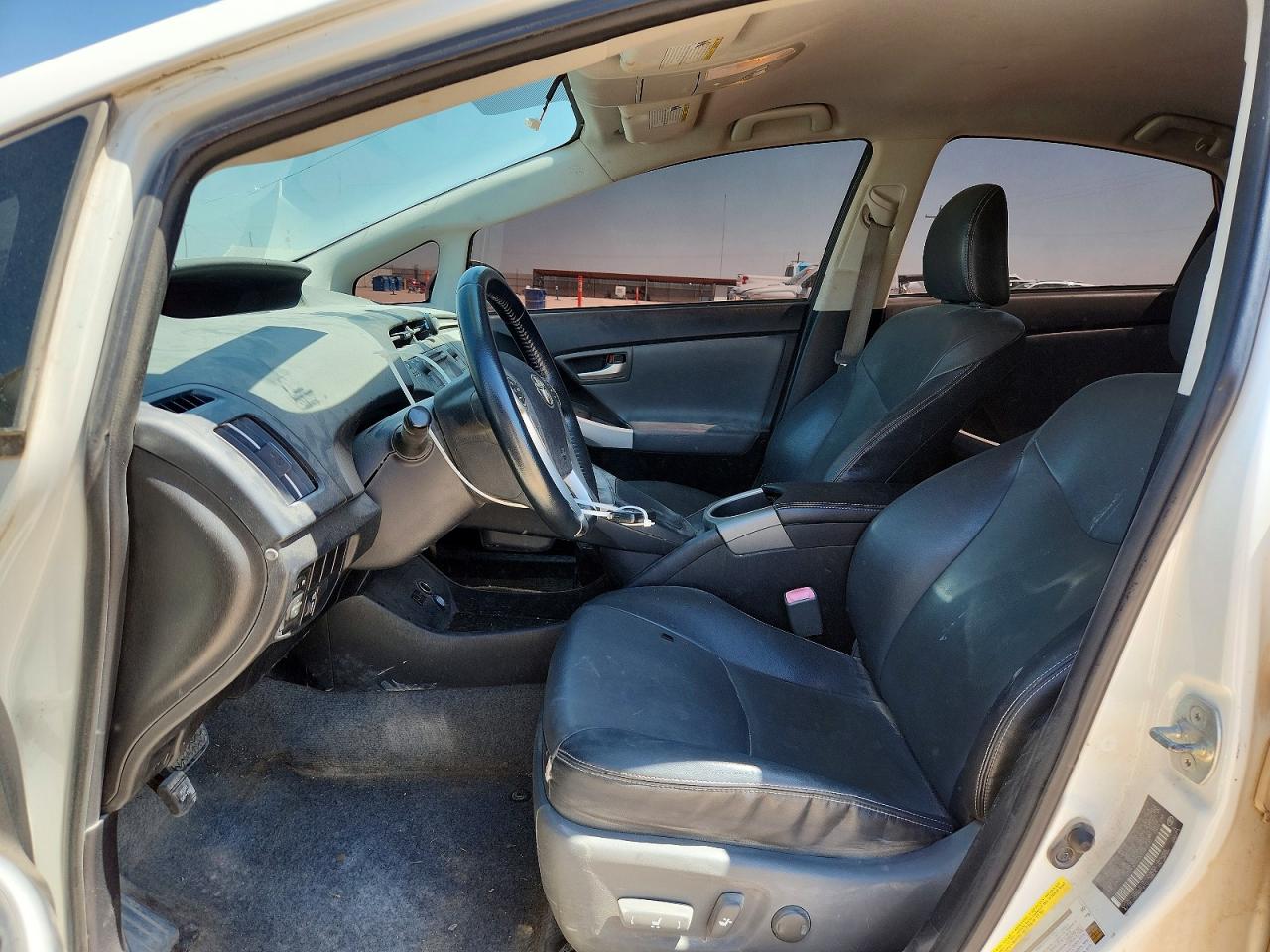 2012 Toyota Prius Four White vin: JTDKN3DU0C5387570