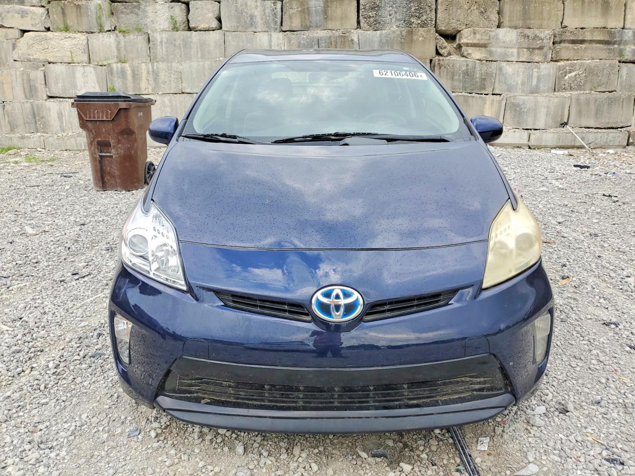 2015 Toyota Prius Three Blue vin: JTDKN3DU3F0442062