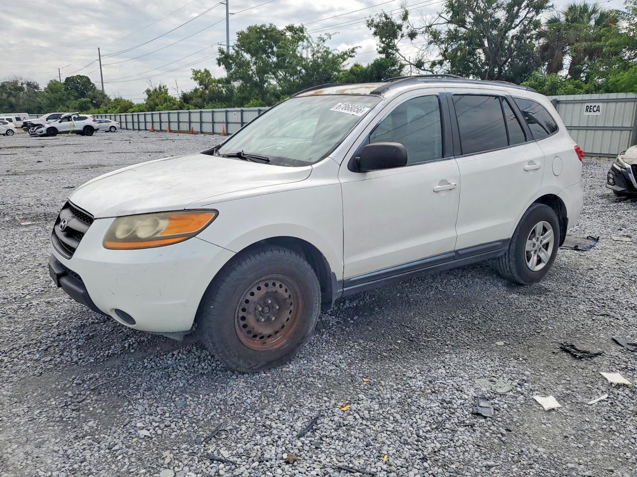 2009 Hyundai Santa Fe Gls White vin: 5NMSG13D79H320535