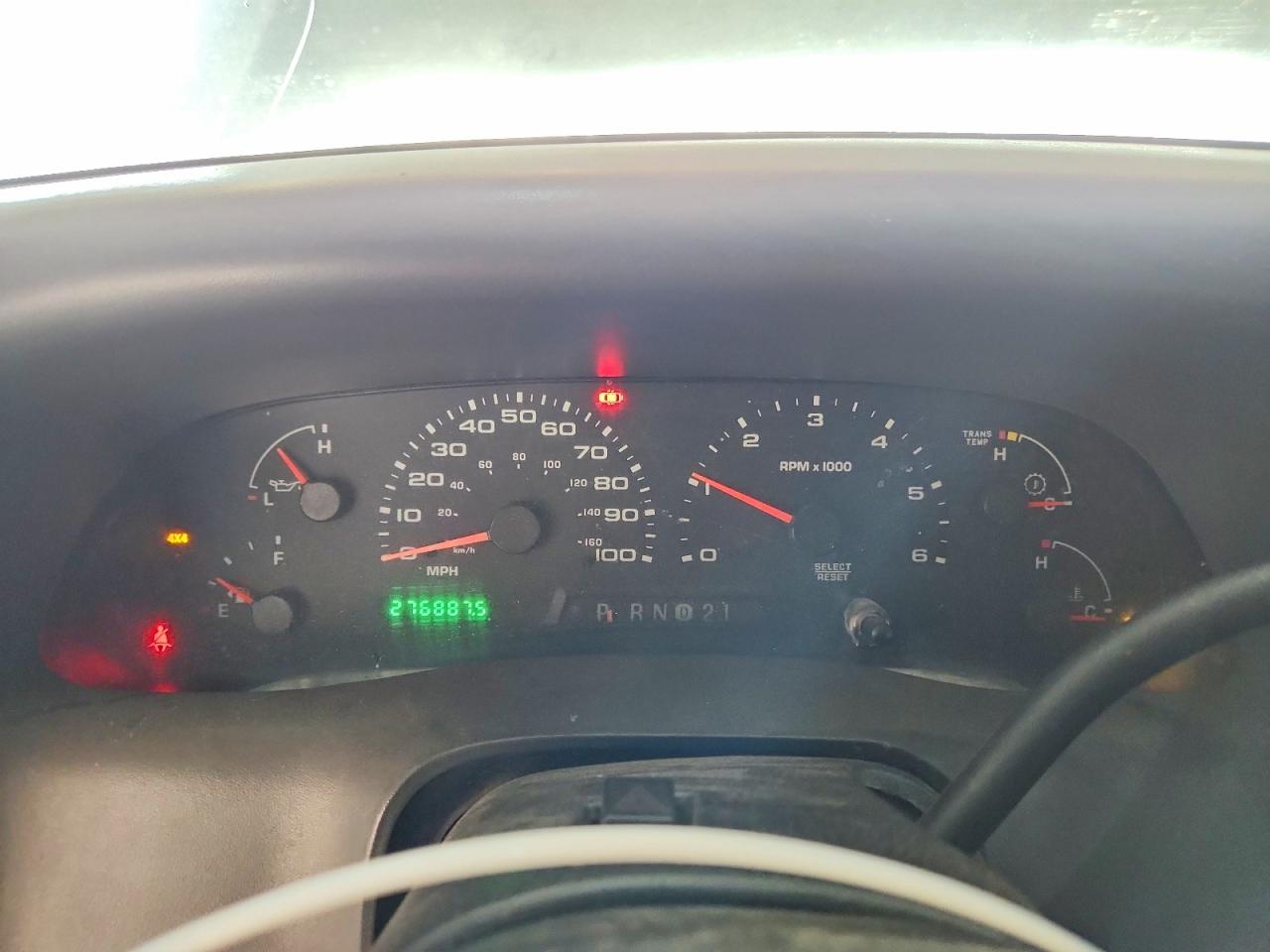 2004 Ford F250 Super Duty White vin: 1FTNX21L74EA53339