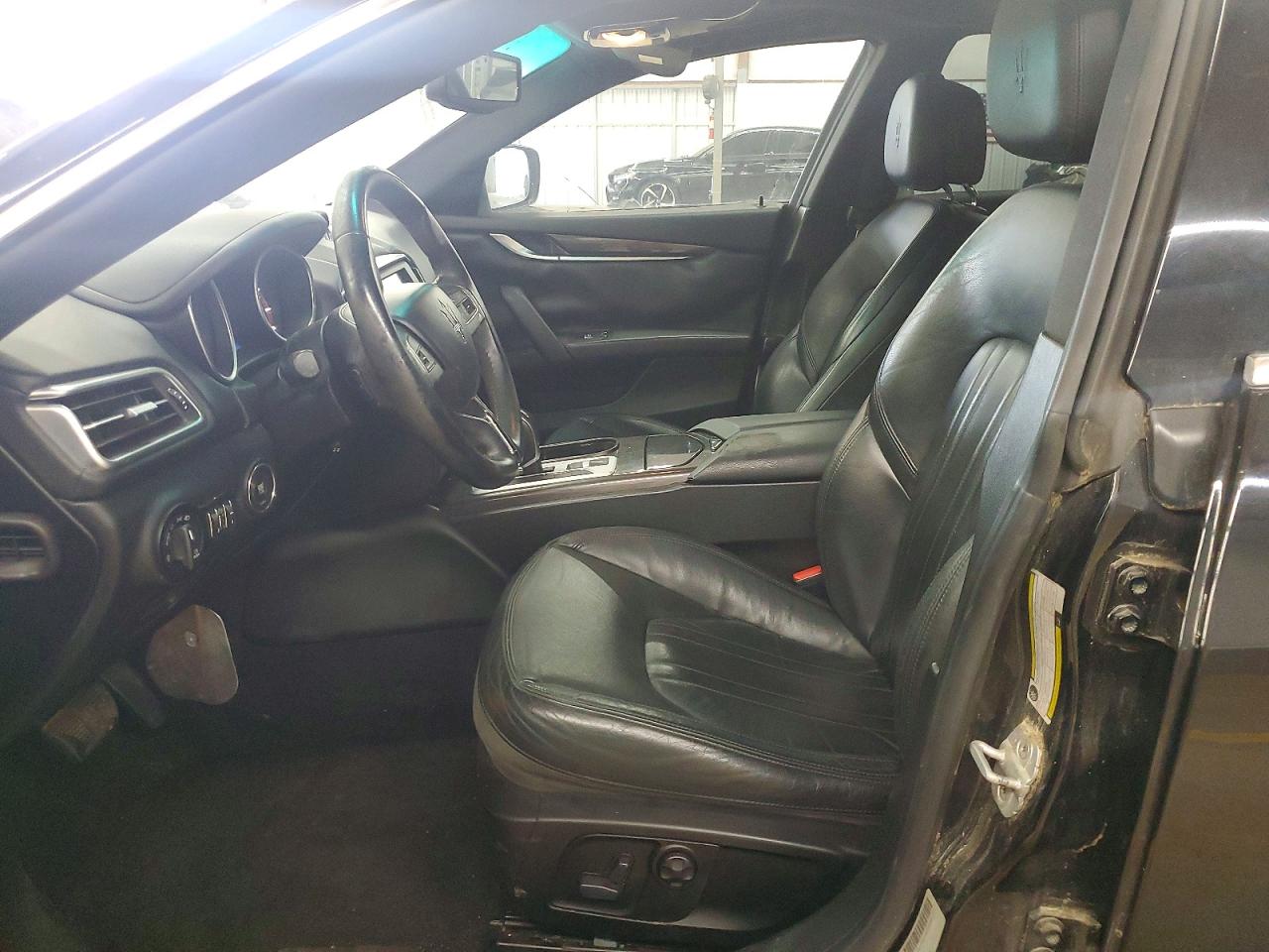 2014 Maserati Ghibli Black vin: ZAM57XSA4E1112149