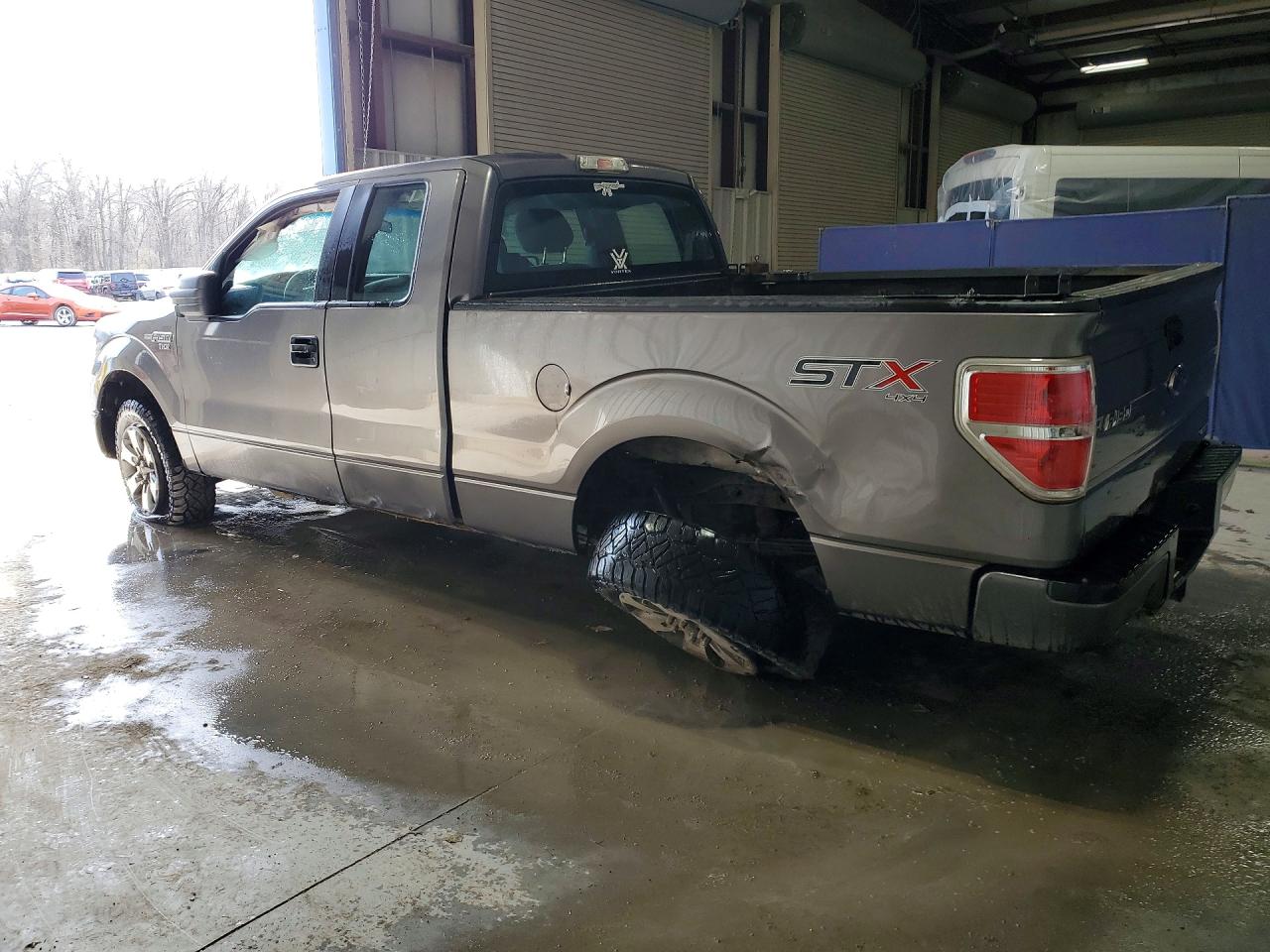 2014 Ford F150 Super Cab Gray vin: 1FTFX1EF8EKF34254