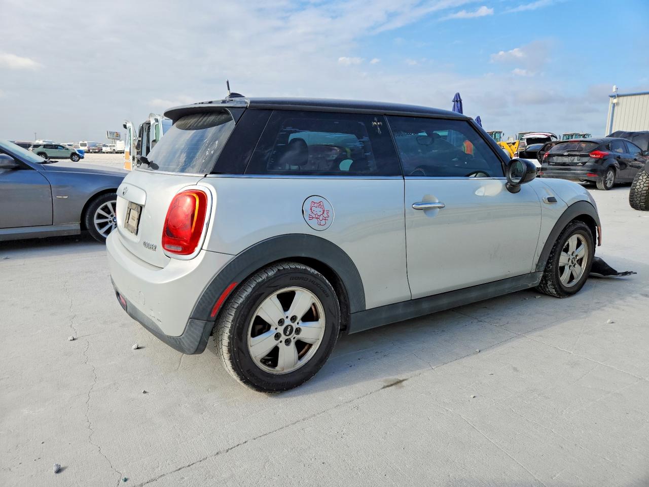 2014 Mini Cooper Silver vin: WMWXM5C58ET933011