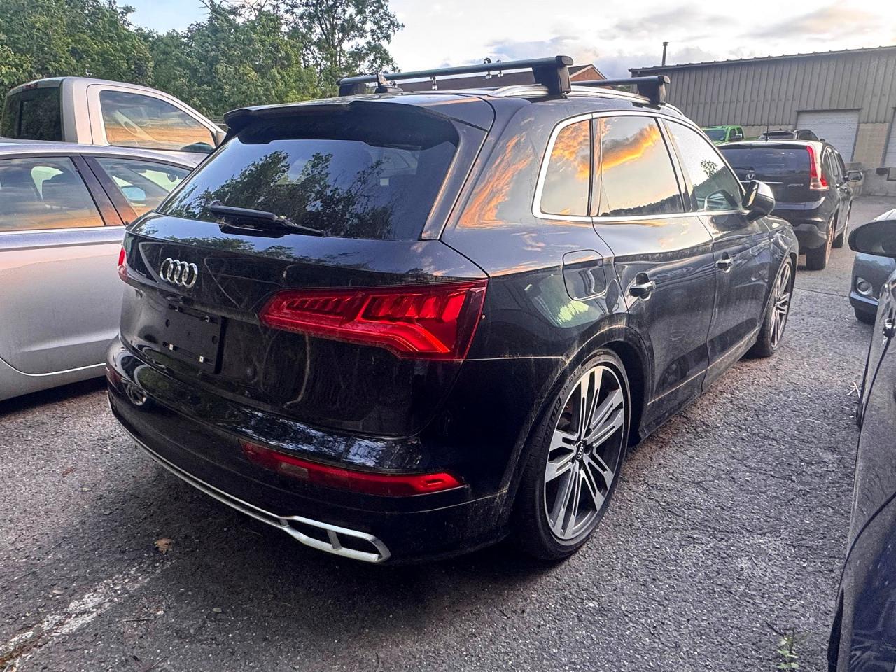 2018 Audi Sq5 Premium Plus Black vin: WA1A4BFY2J2020221