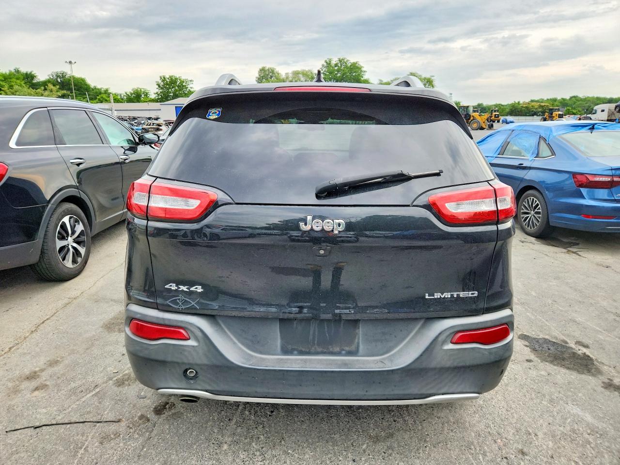 2015 Jeep Cherokee Limited Black vin: 1C4PJMDB8FW704094
