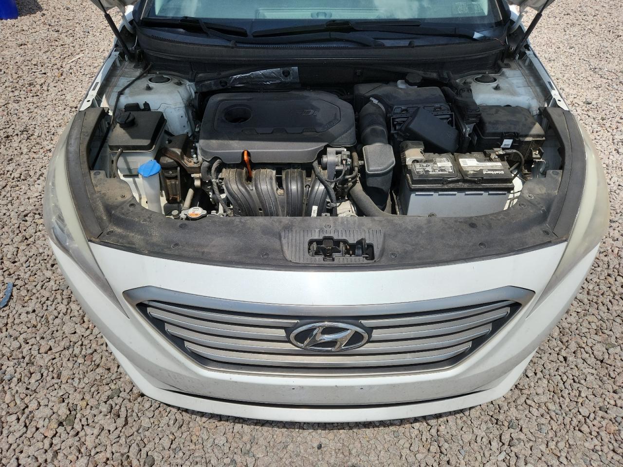 2015 Hyundai Sonata Se White vin: 5NPE24AF3FH034357