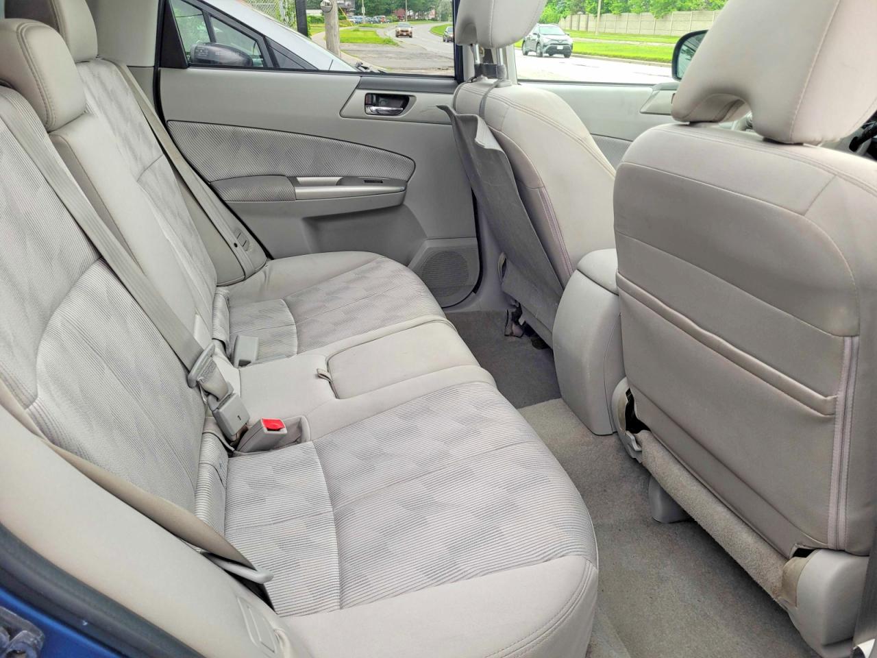 2010 Subaru Forester 2.5x Premium Blue vin: JF2SH6CC7AG806860