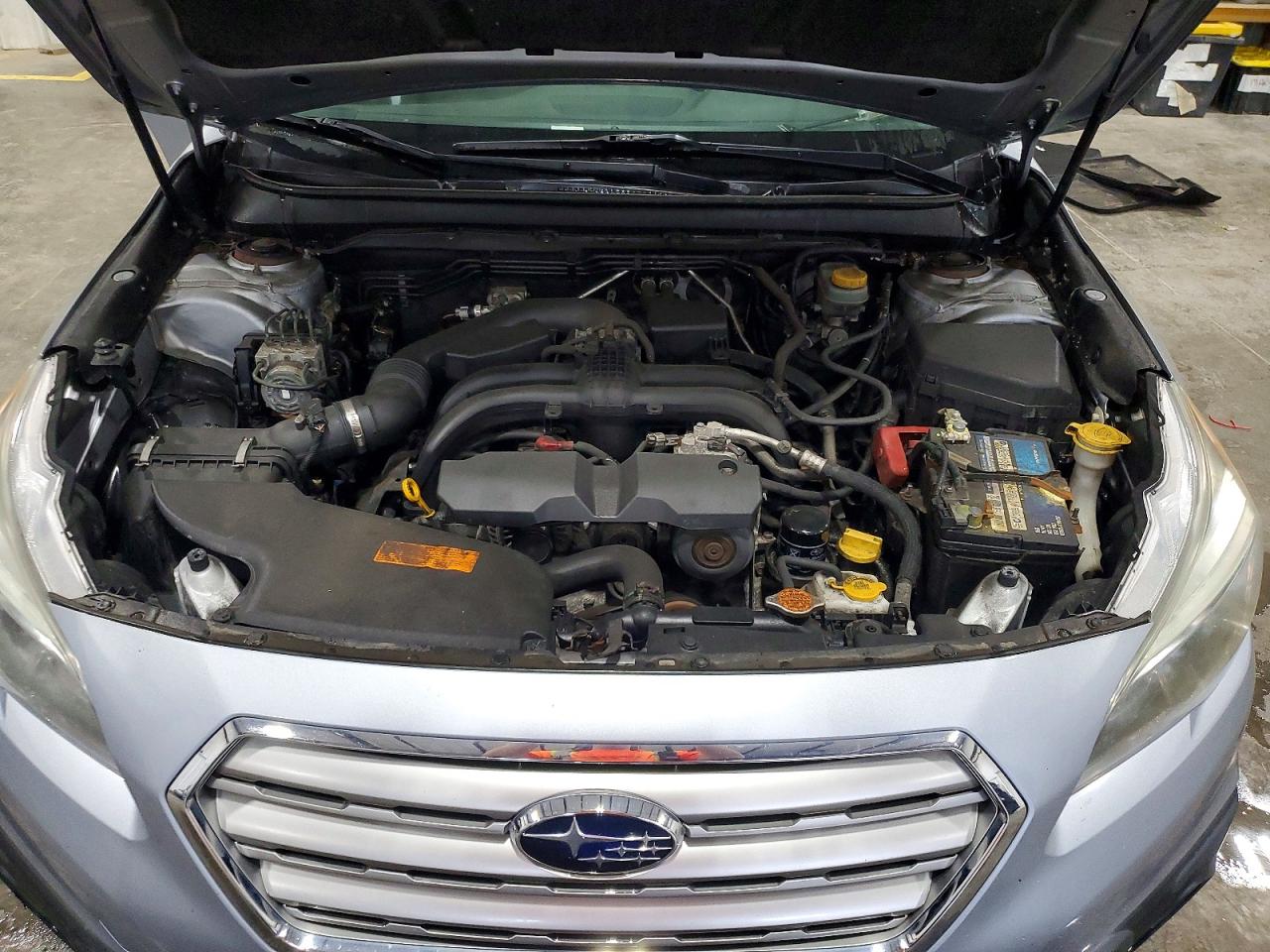 2015 Subaru Outback 2.5i Premium Silver vin: 4S4BSADC1F3332206