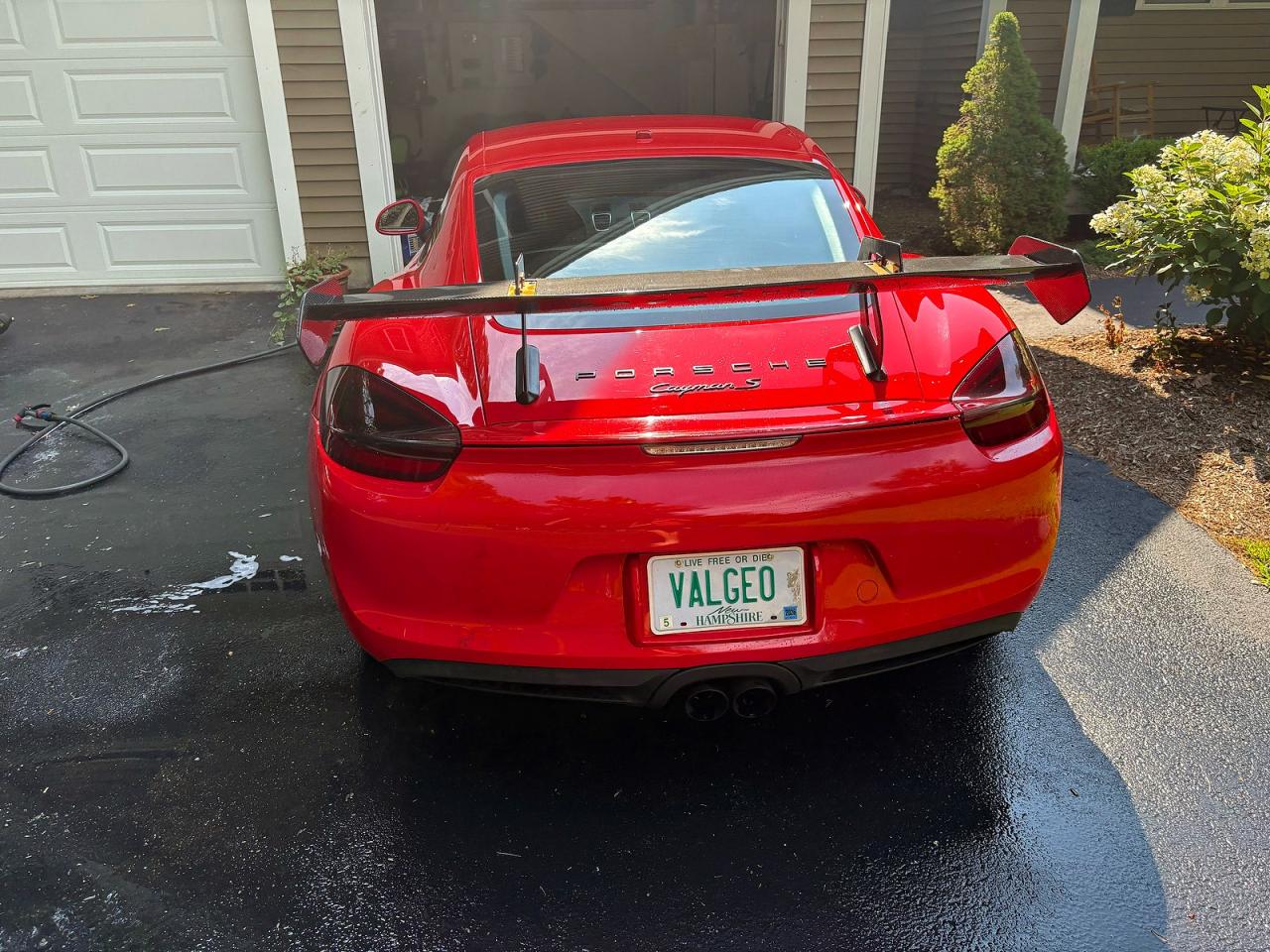 2014 Porsche Cayman S Red vin: WP0AB2A80EK191347