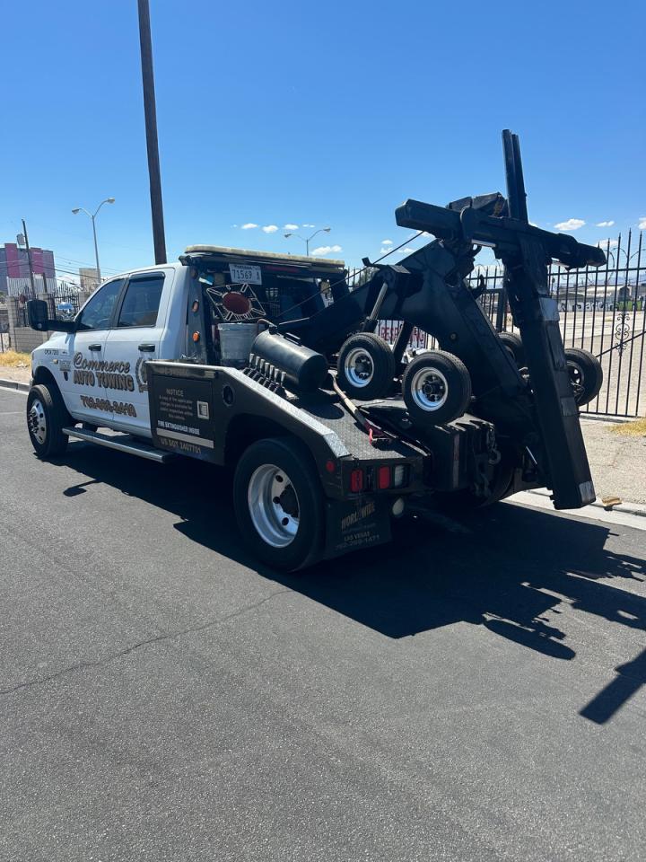 2014 Ram 5500 White vin: 3C7WRMEL8EG174169
