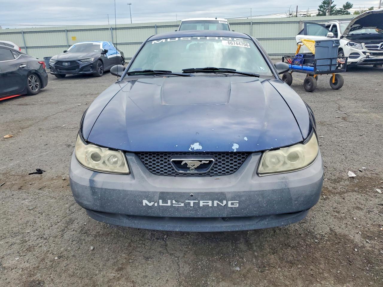 2003 Ford Mustang Синий vin: 1FAFP40443F317755