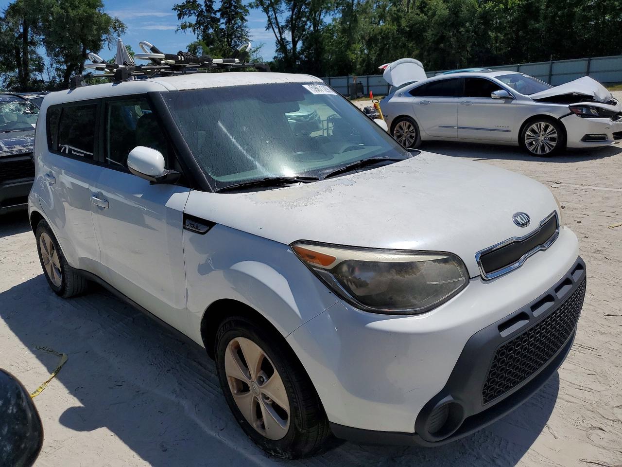 2015 Kia Soul Base White vin: KNDJN2A25F7181971