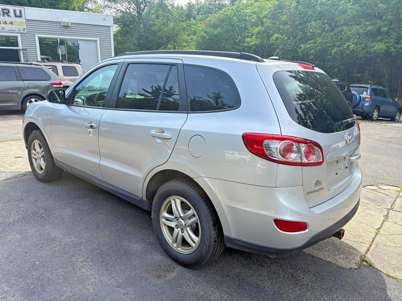 2012 Hyundai Santa Fe Gls Gray vin: 5XYZGDAB9CG103362