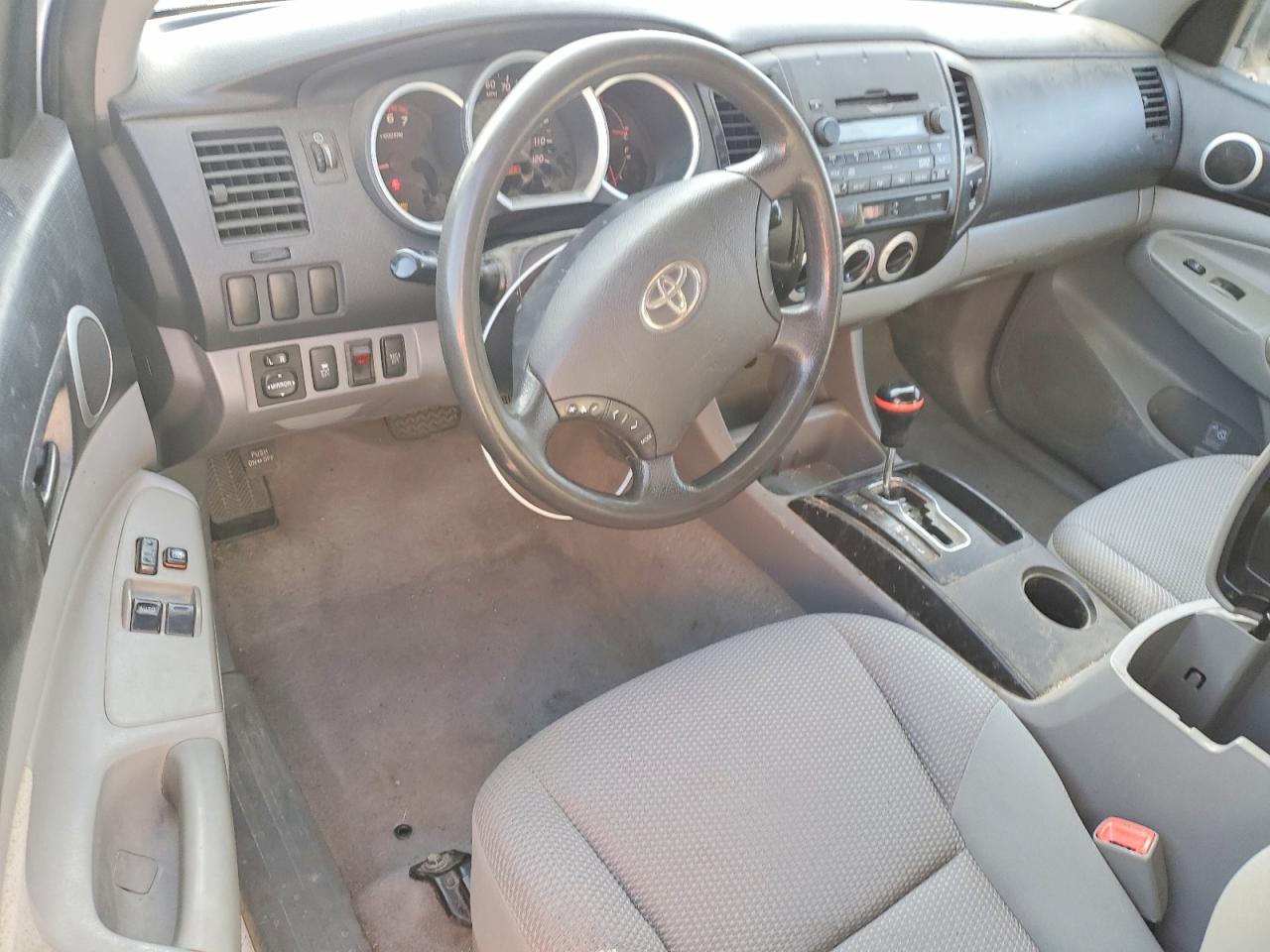 2009 Toyota Tacoma Access Cab White vin: 5TETX22N79Z608043