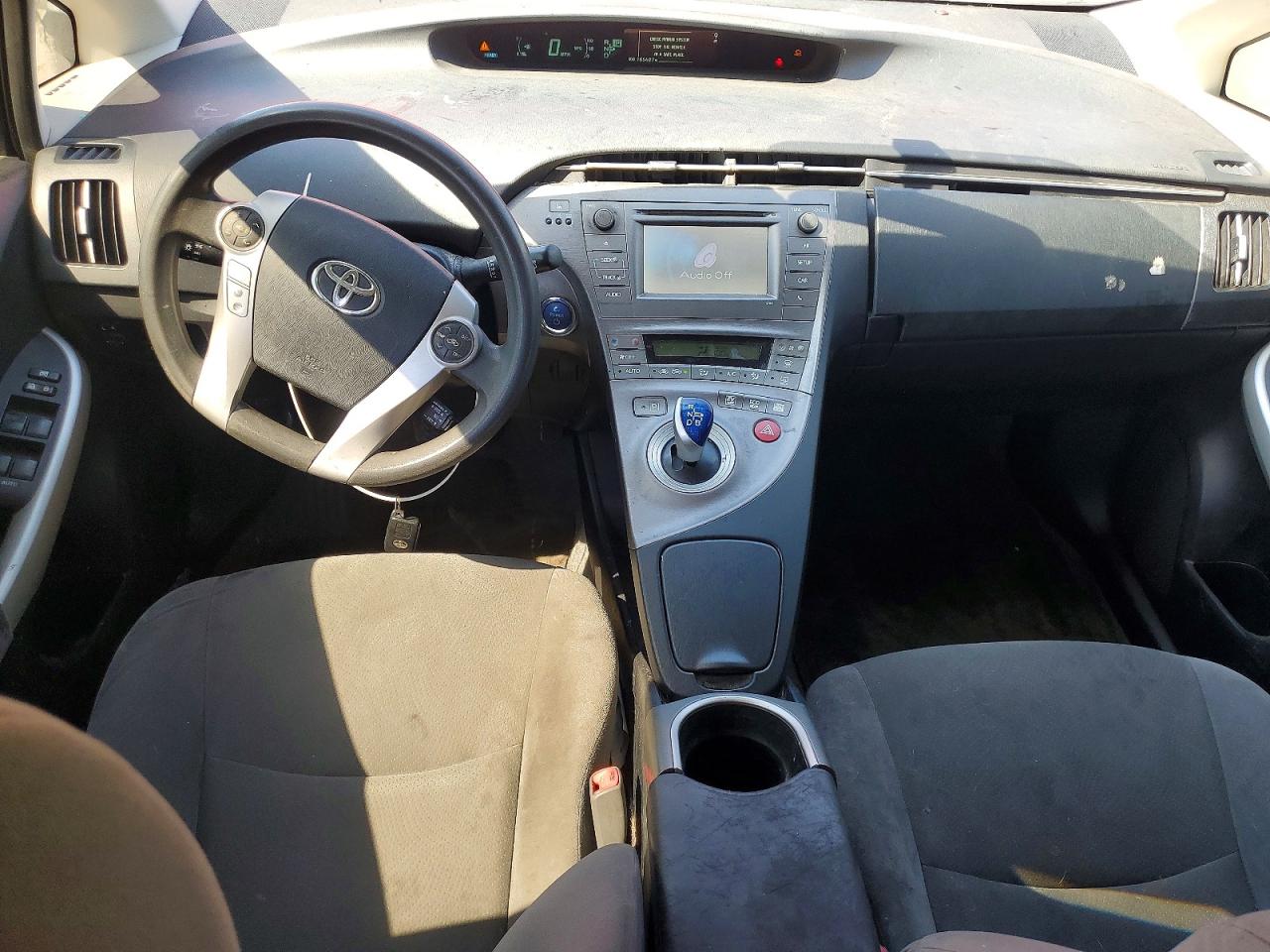 2013 Toyota Prius Two Red vin: JTDKN3DUXD0349634