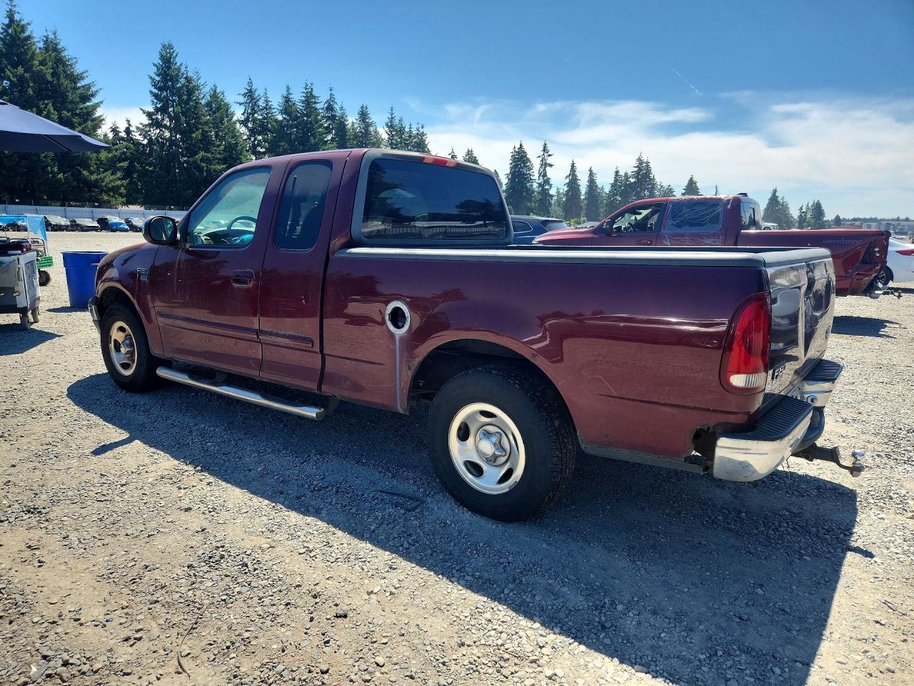 1999 Ford F150 Red vin: 1FTRX17W8XKC21914