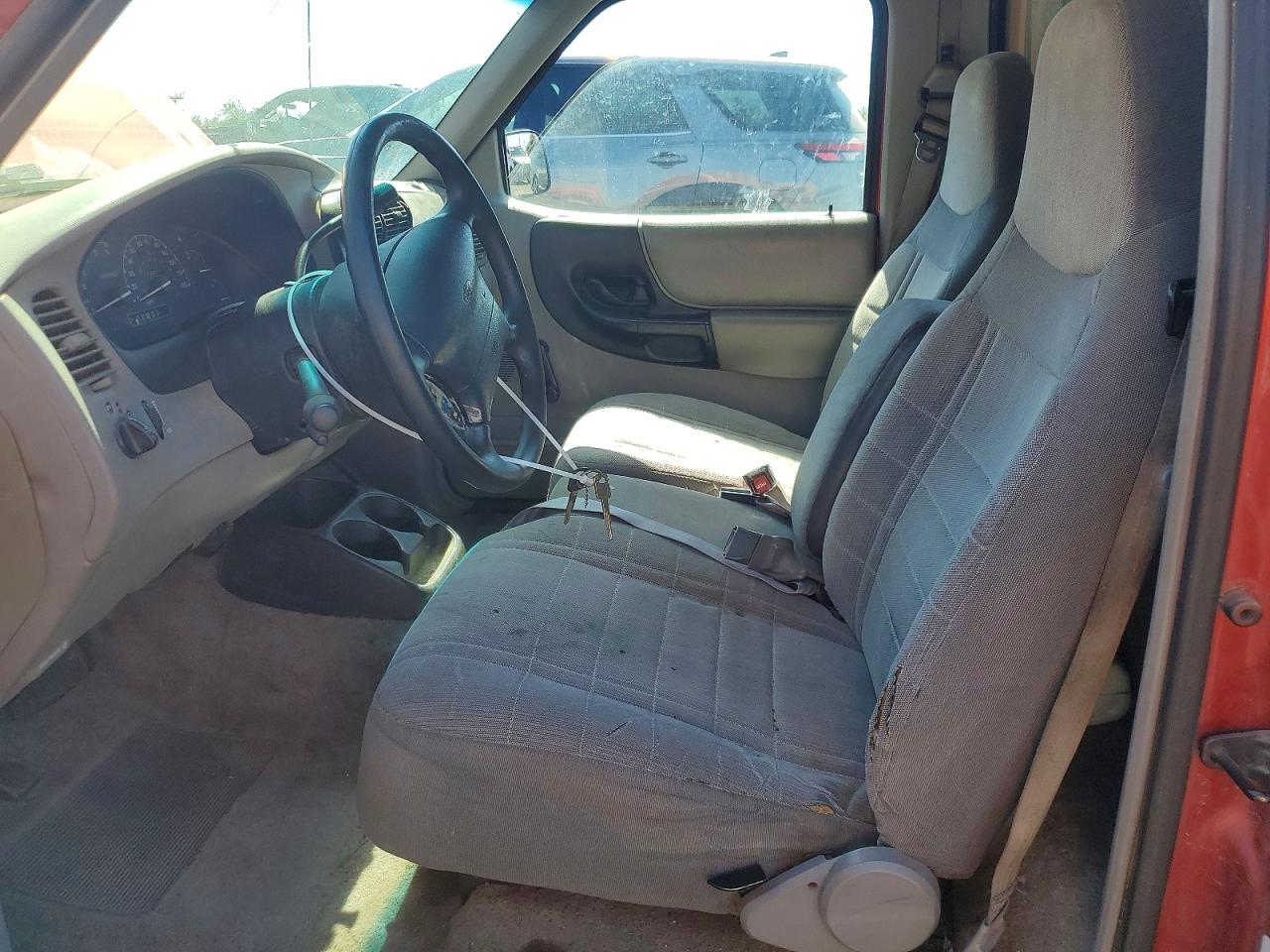 1997 Ford Ranger Red vin: 1FTCR10UXVUD26111