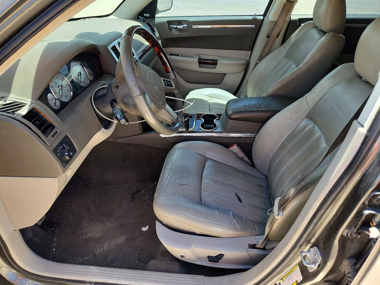 2008 Chrysler 300c Silver vin: 2C3KA63H88H219875