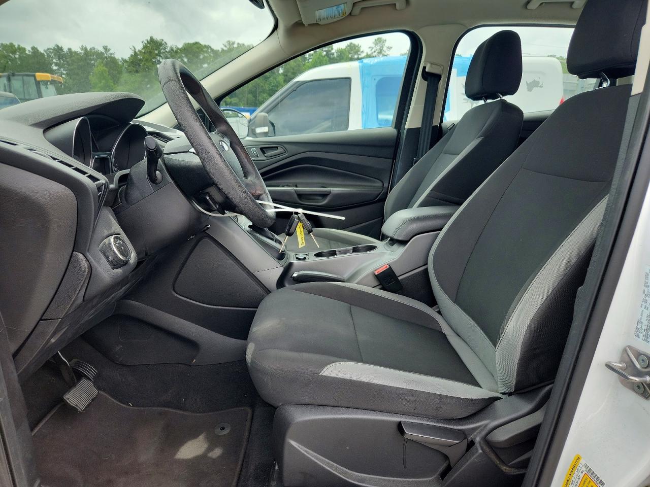 2015 Ford Escape S White vin: 1FMCU0F7XFUC85616