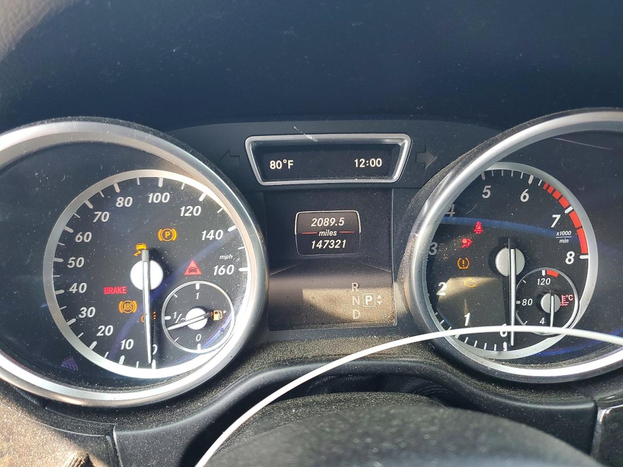 2014 Mercedes-benz Ml 350 4matic Серебряный vin: 4JGDA5HB8EA318687