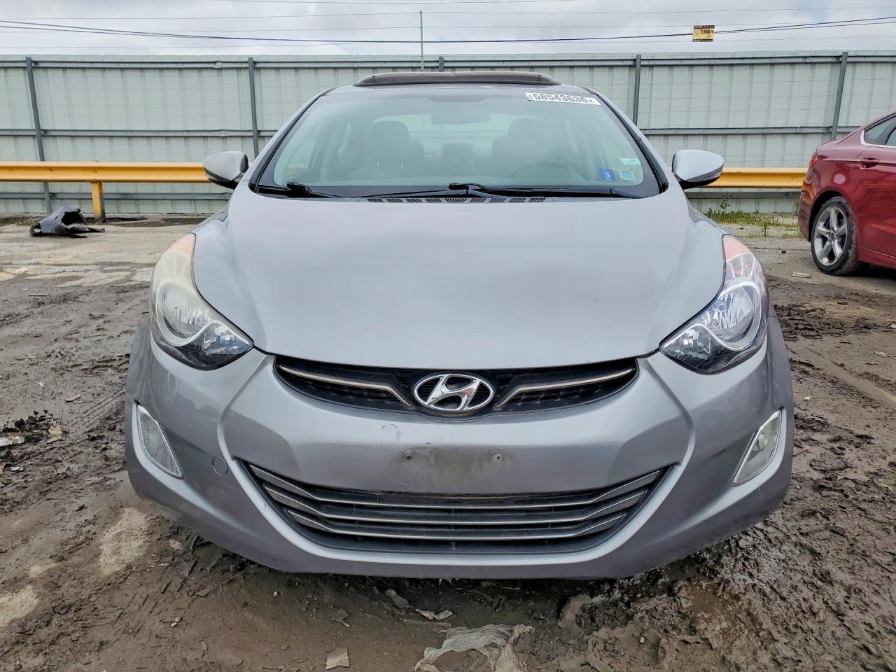 2013 Hyundai Elantra Limited Серебряный vin: KMHDH4AE8DU516533