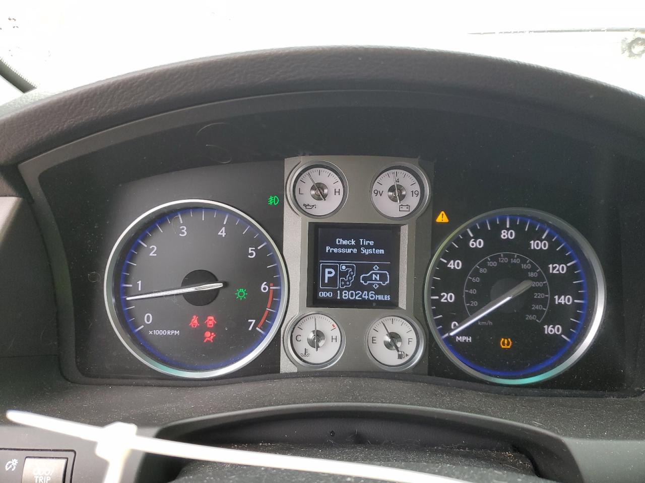 2008 Lexus Lx 570 Серебряный vin: JTJHY00W884012513