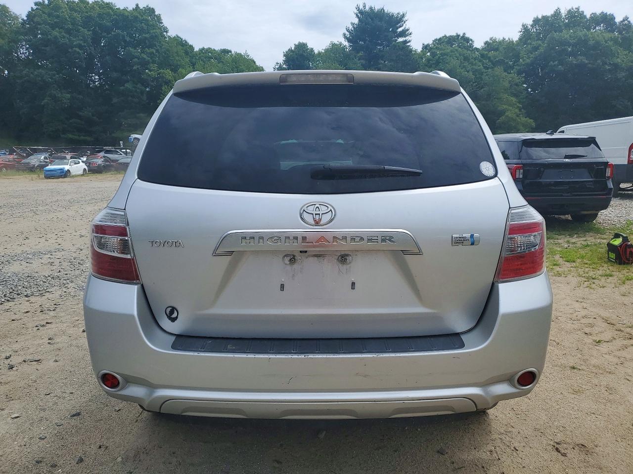 2009 Toyota Highlander Hybrid Silver vin: JTEEW41A492026567