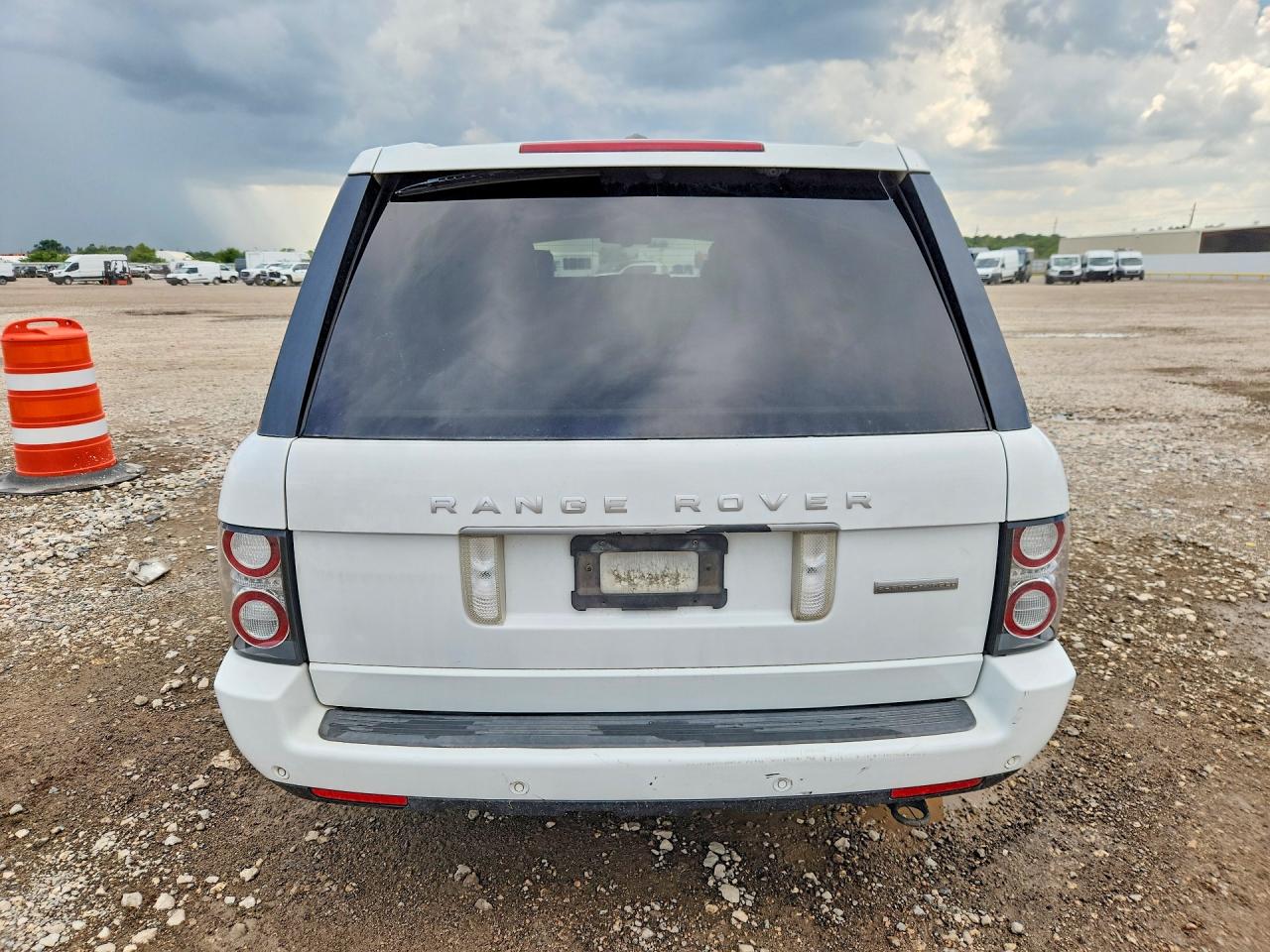 2012 Land Rover Range Rover Hse Luxury White vin: SALMF1E44CA381618