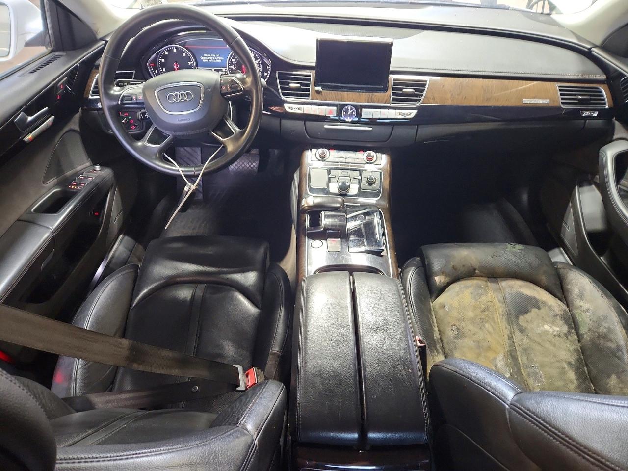 2013 Audi A8 L Quattro Белый vin: WAURGAFD2DN016452