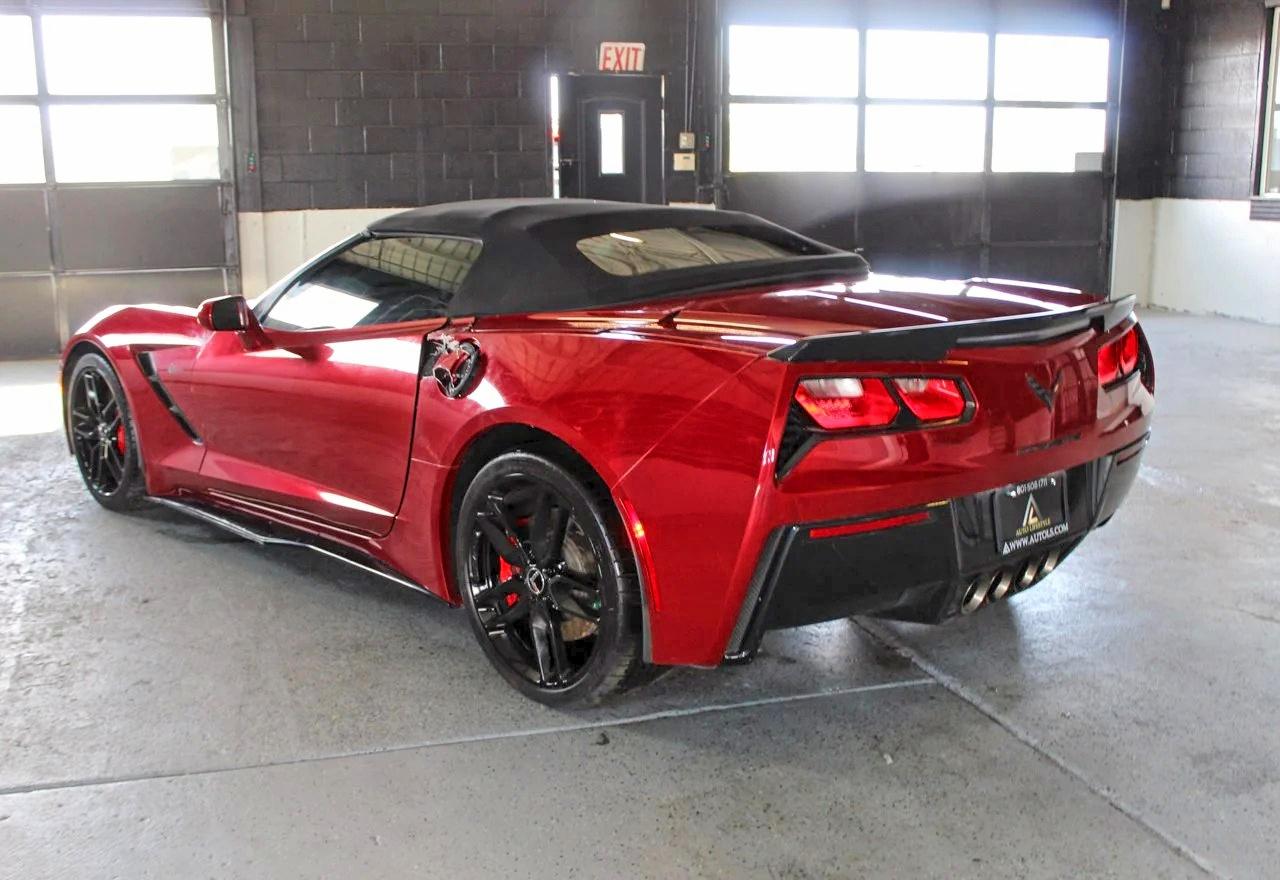 2015 Chevrolet Corvette Stingray Z51 2lt Red vin: 1G1YK3D70F5106474
