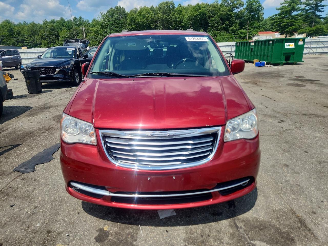 2015 Chrysler Town & Country Touring Red vin: 2C4RC1BG3FR537653