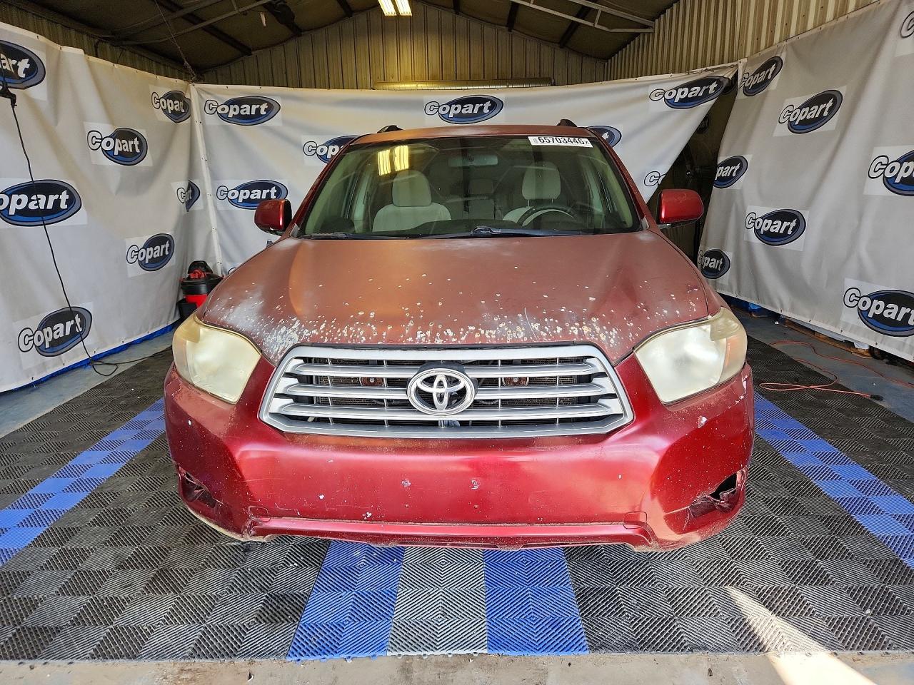 2008 Toyota Highlander Base Maroon vin: JTEDS41AX82010766