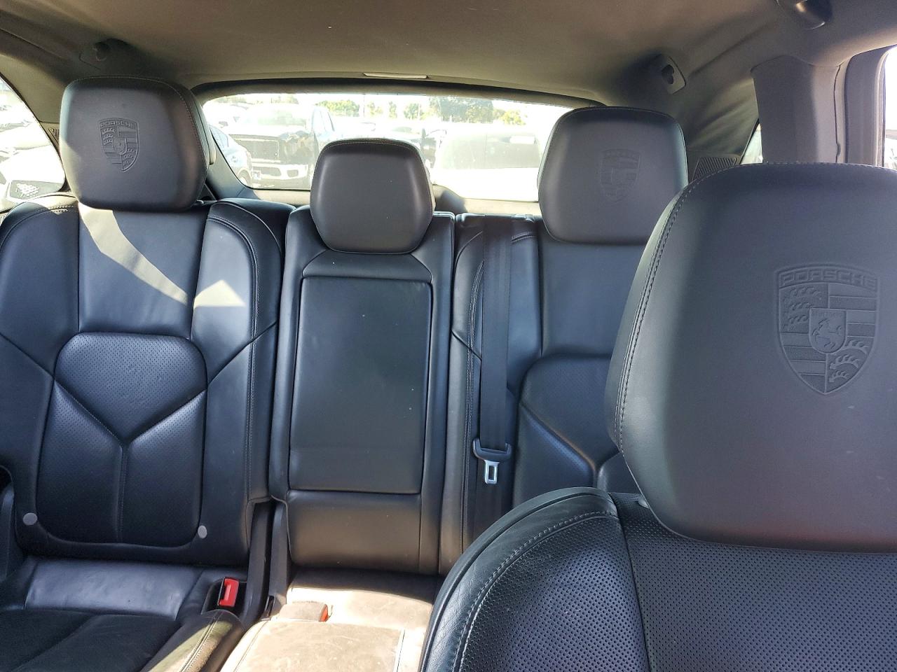 2013 Porsche Cayenne Black vin: WP1AF2A27DLA37189