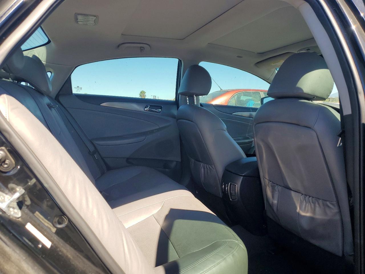 2013 Hyundai Sonata Hybrid Black vin: KMHEC4A43DA076765