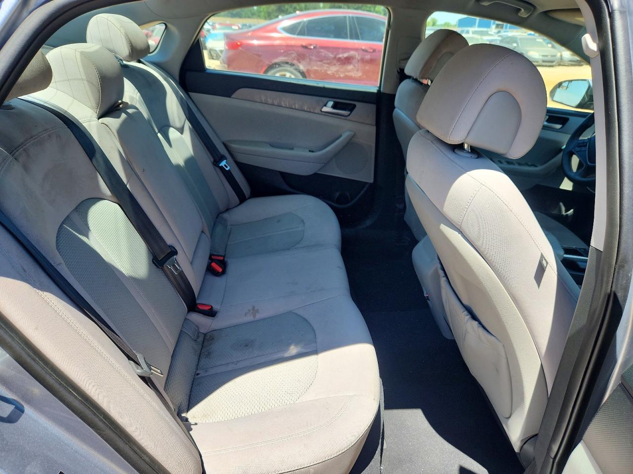 2016 Hyundai Sonata Se Серебряный vin: 5NPE24AF2GH383656
