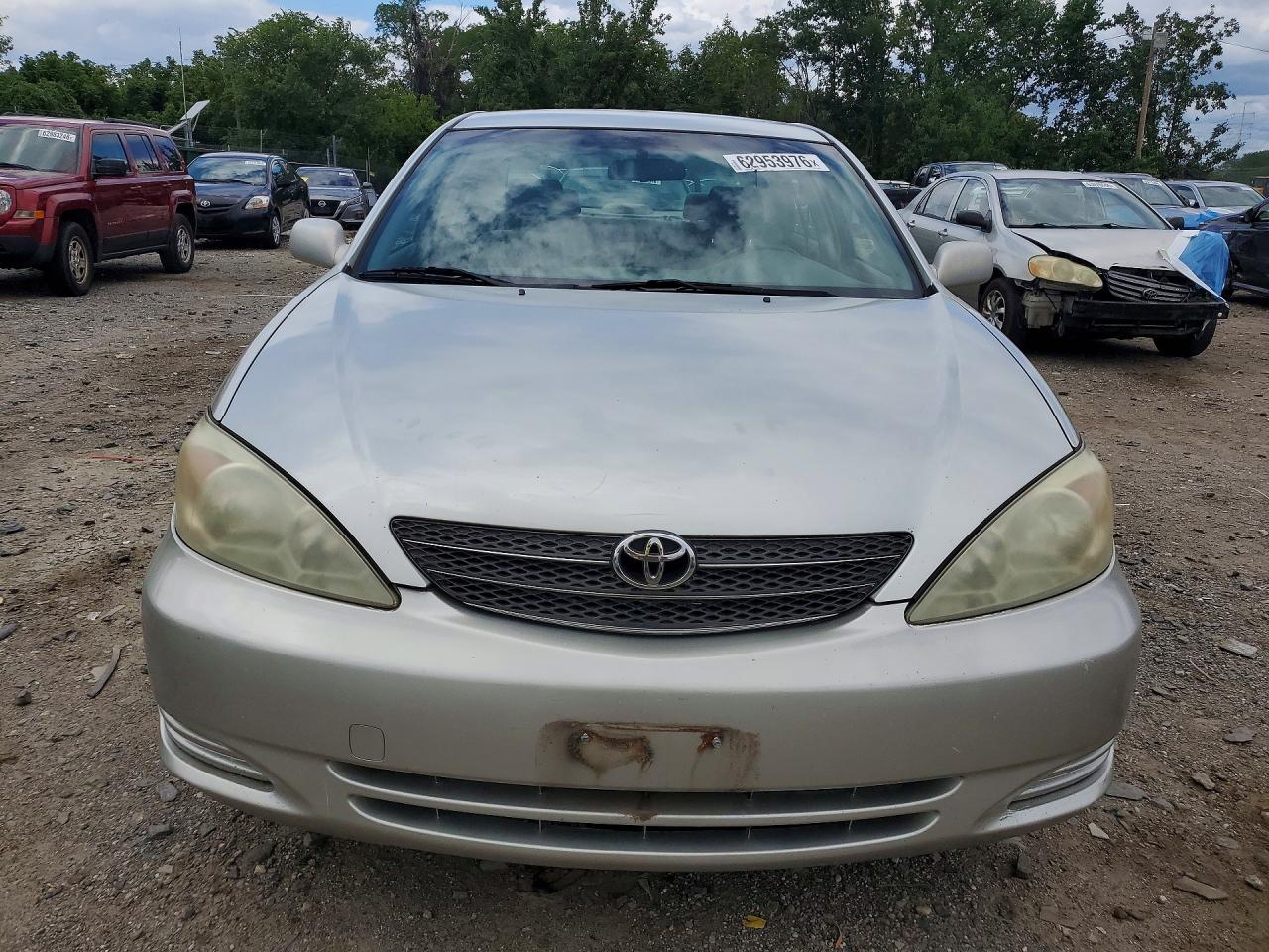 2003 Toyota Camry Le Silver vin: JTDBE32K230169676