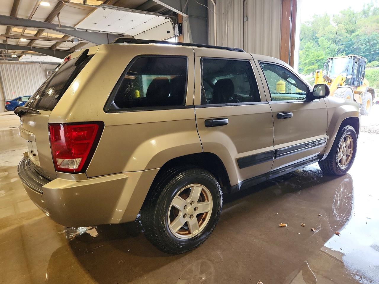 2006 Jeep Grand Cherokee Laredo Tan vin: 1J4GR48KX6C311938